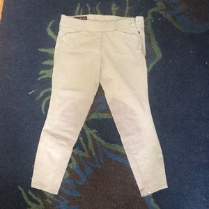 Ariat Heritage Side Zip Show breeches.